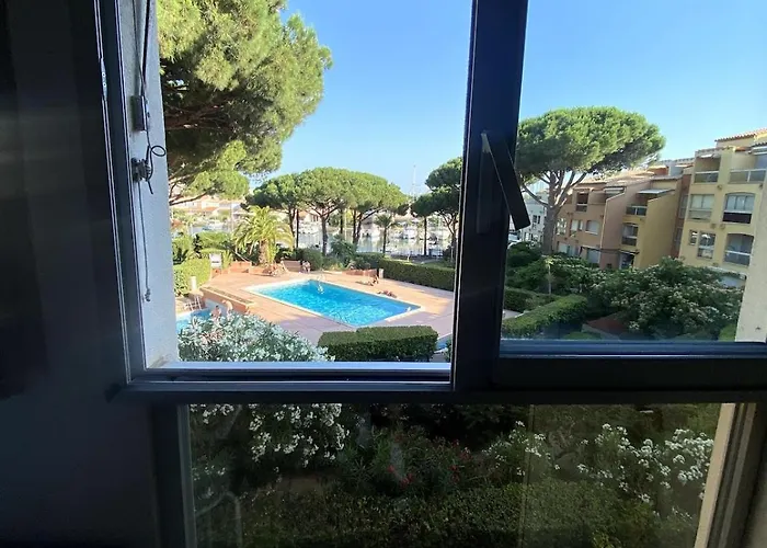 Avec Vue Port, Piscine & Parking Prive Appartement