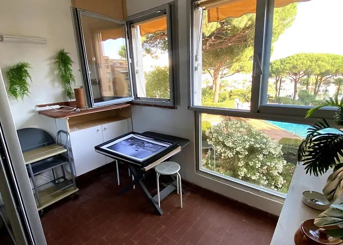 Avec Vue Port, Piscine & Parking Prive